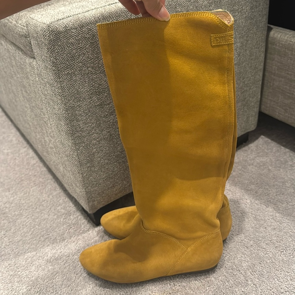Diesel boots